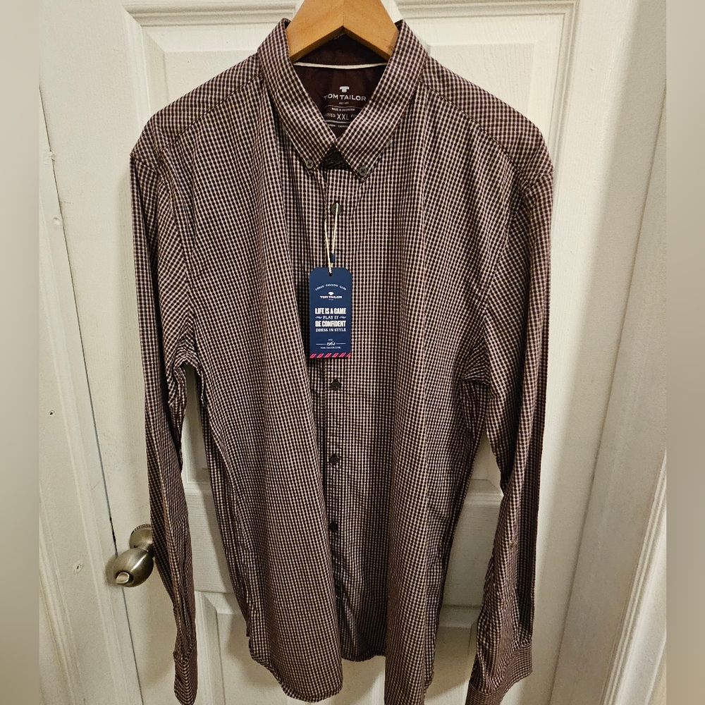Men's Dark Red  Checkered Shirt